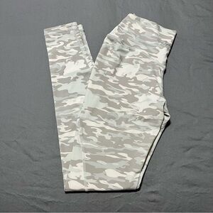Silver Camo Alphalete Leggings